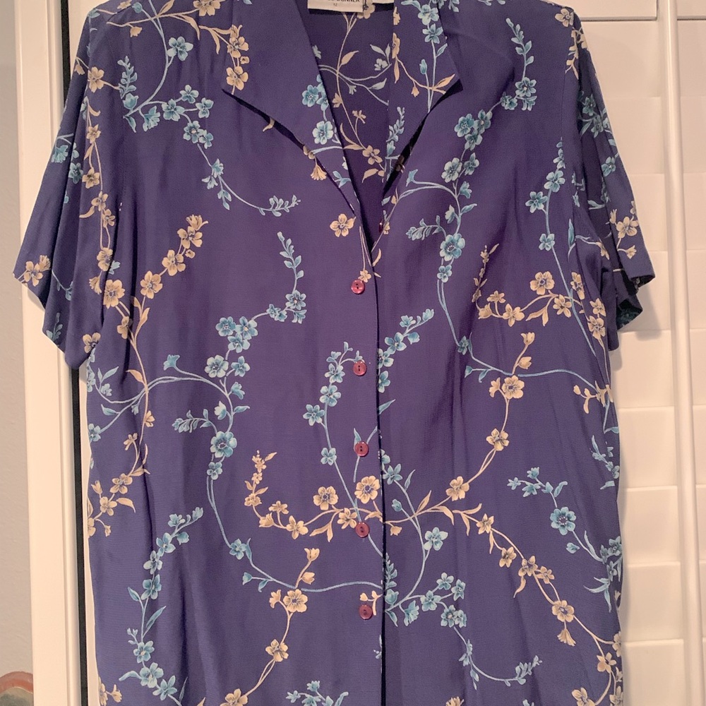 Women’s Alfred Dunner shirt